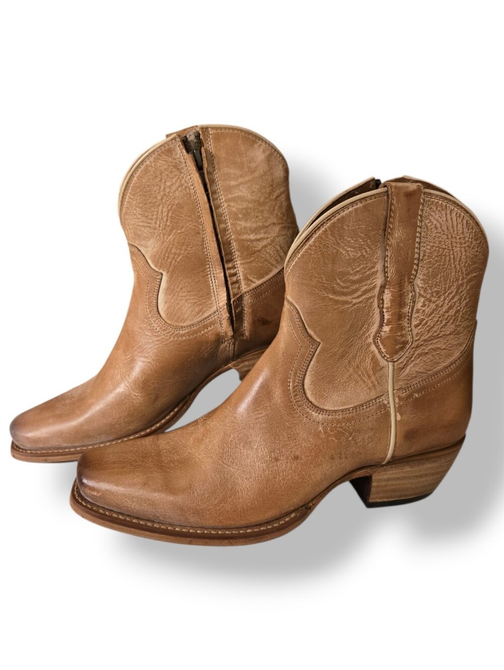 Cleo + Wolf Women's Fern Western Booties Square Toe Short 6.5 Milk Chocolate